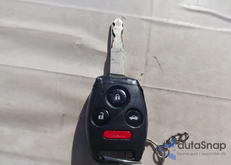 2012 Honda Civic Hybrid z USA, uszkodzony, nr VIN JHMFB4F21CS008409